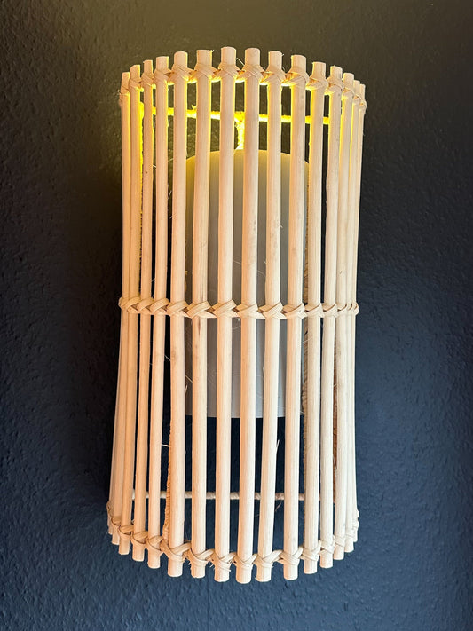 Rotan wandlamp L